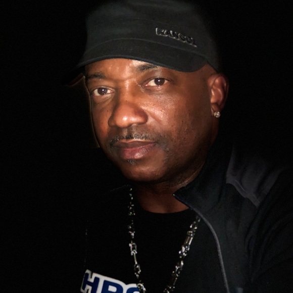 Meet your Posher, James - Picture 1 of 1